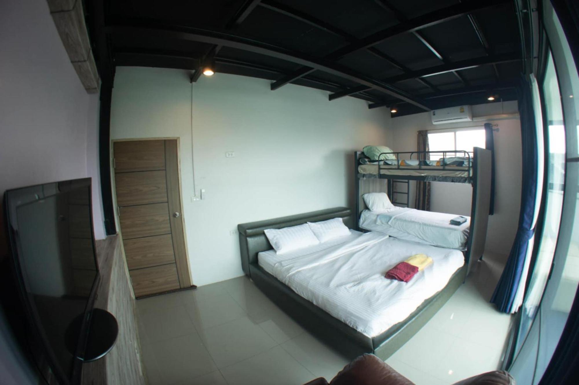 Baan1668 Hometel Near Chinatown One Bangkok Exteriör bild